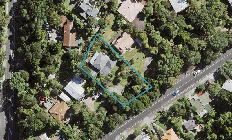 237 Godley Road, Titirangi, Auckland - Carousel 1