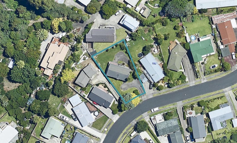 116 Kingswood Road, Brookfield, Tauranga - Carousel 1