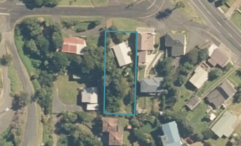 5 Rerenga Street, Mōkau - Carousel 1