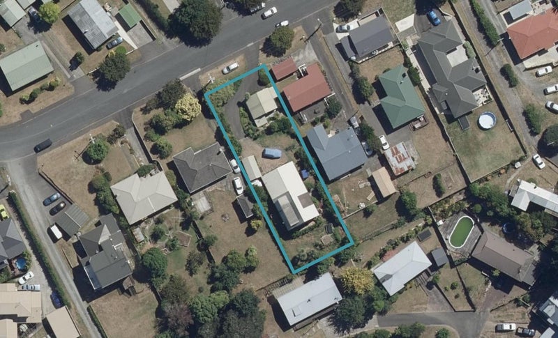 35 Gibson Road, Dinsdale, Hamilton - Carousel 1