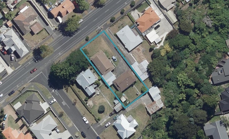 81 Maeroa Road, Maeroa, Hamilton - Carousel 1