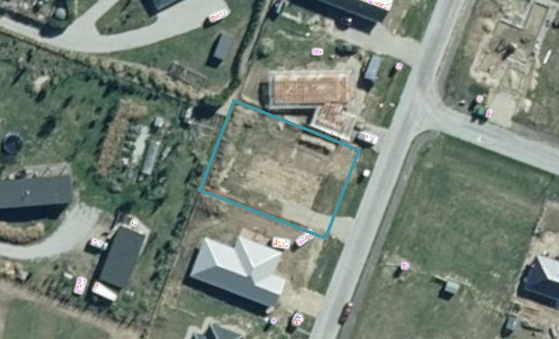 12 Cooper Crescent, Luggate, Wānaka - Carousel 1