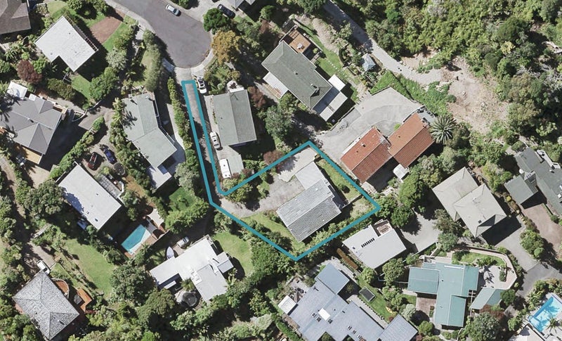 6 Chevron Place, Castor Bay, Auckland - Carousel 1