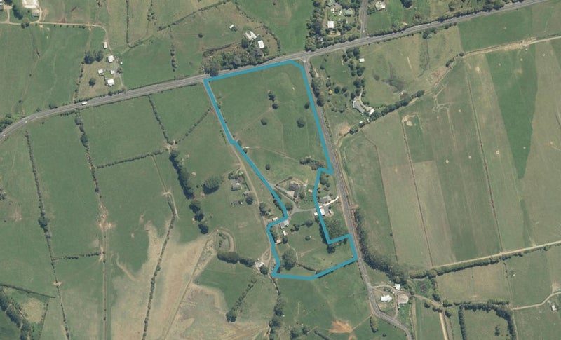 372 State Highway 2, Mangatāwhiri - Carousel 1