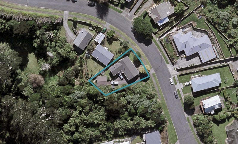 32 Hobart Drive, Spotswood, New Plymouth - Carousel 1