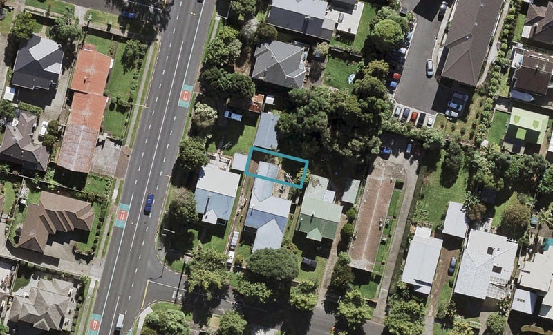 35D Beckenham Avenue, Royal Oak, Auckland - Carousel 1