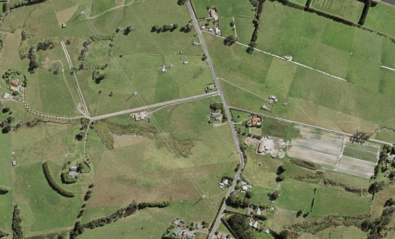 145 Nixon Road, Taupaki, Henderson - Carousel 1