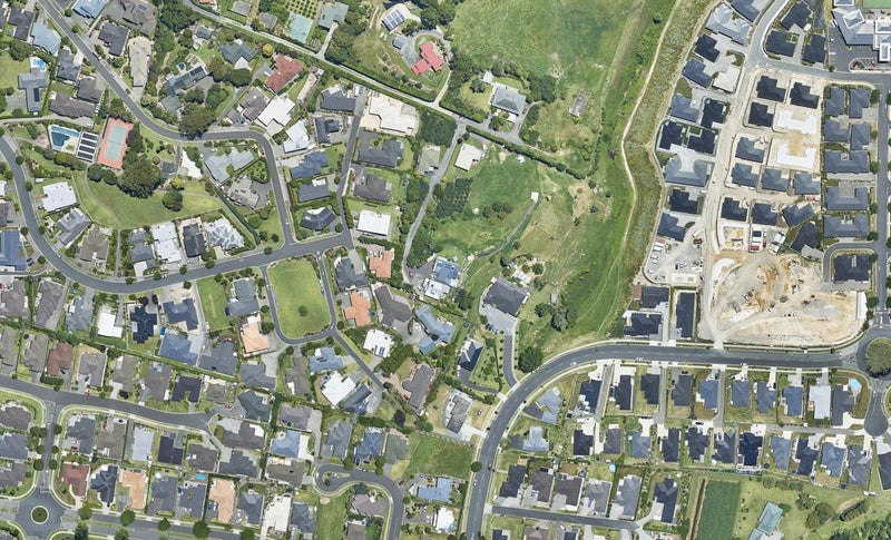 40 Hampstead Court, Pyes Pa, Tauranga - Carousel 1