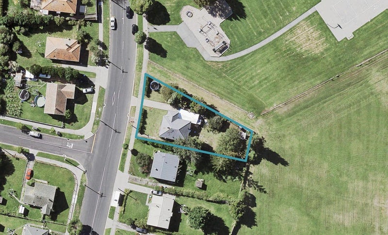 40 Elstree Avenue, Glen Innes, Auckland - Carousel 1