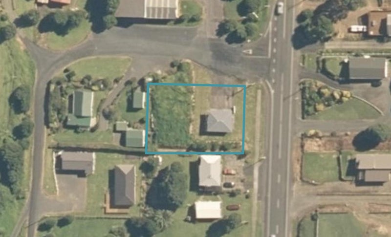 1 Oha Street, Mōkau - Carousel 1