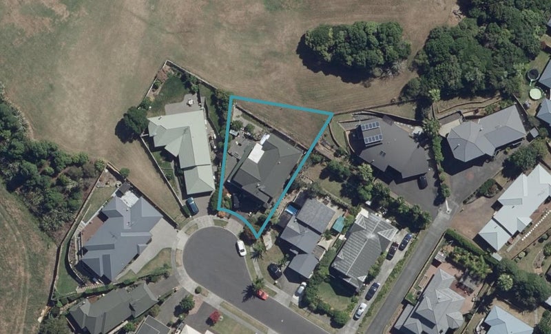 28 Friesian Place, Grandview Heights, Hamilton - Carousel 1