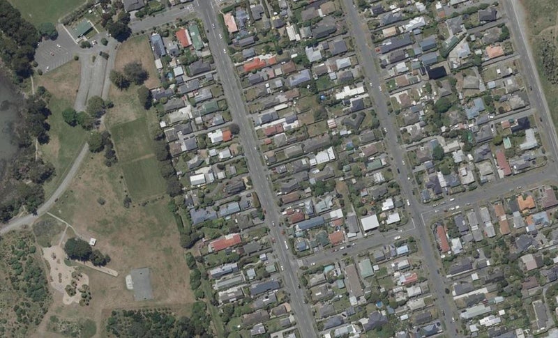 227 Estuary Road, South New Brighton, Christchurch - Carousel 1