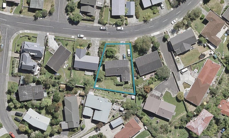63 Sunbrae Drive, Silverstream, Upper Hutt - Carousel 1