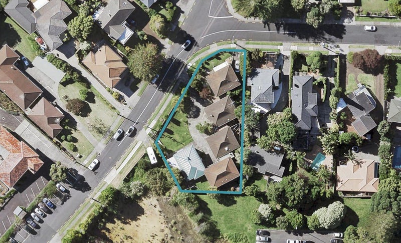 3/27 Parkhill Road, Howick, Auckland - Carousel 1