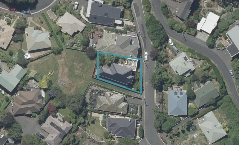 19 Cairnhill Street, Maori Hill, Dunedin - Carousel 1