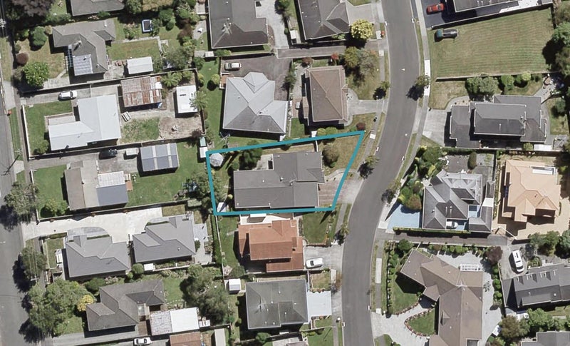 14 Comeskey Grove, Elderslea, Upper Hutt - Carousel 1