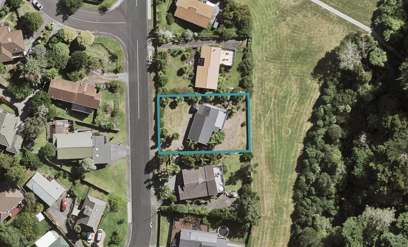 45 Vintage Drive, Henderson, Auckland - Carousel 1