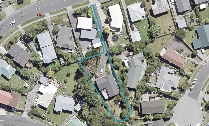 228 Dowse Drive, Maungaraki, Lower Hutt - Carousel 1