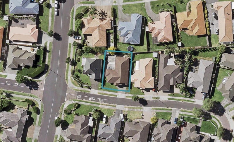 4 Erne Crescent, East Tamaki, Auckland - Carousel 1