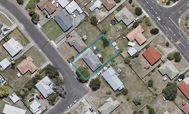 30 Liverpool Crescent, Flaxmere, Hastings - Carousel 1
