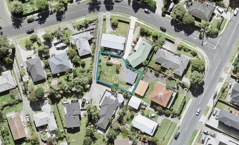 3A Weatherly Road, Torbay, Auckland - Carousel 1