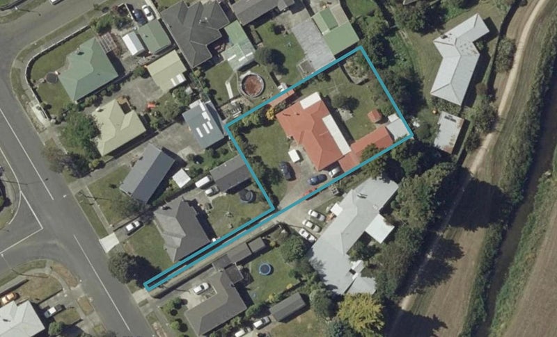 44 Highbury Avenue, Highbury, Palmerston North - Carousel 1