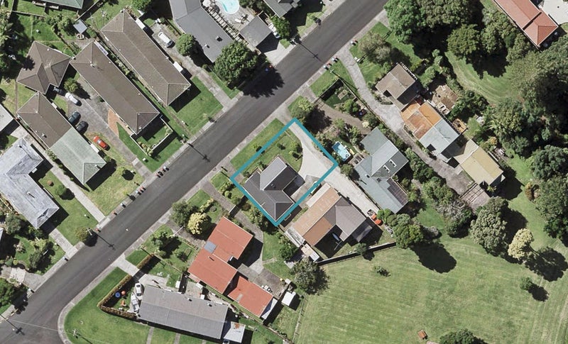 30A Riverview Road, Panmure, Auckland - Carousel 1