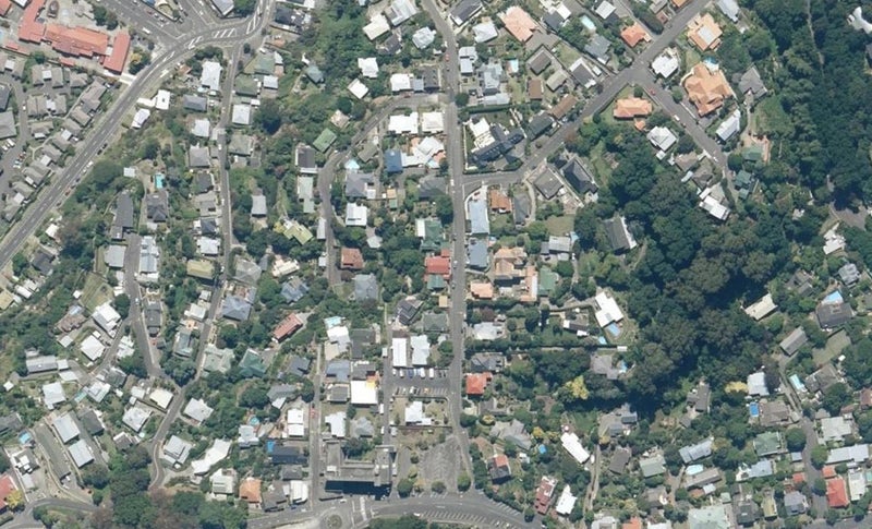 112 Chaucer Road North, Hospital Hill, Napier - Carousel 1