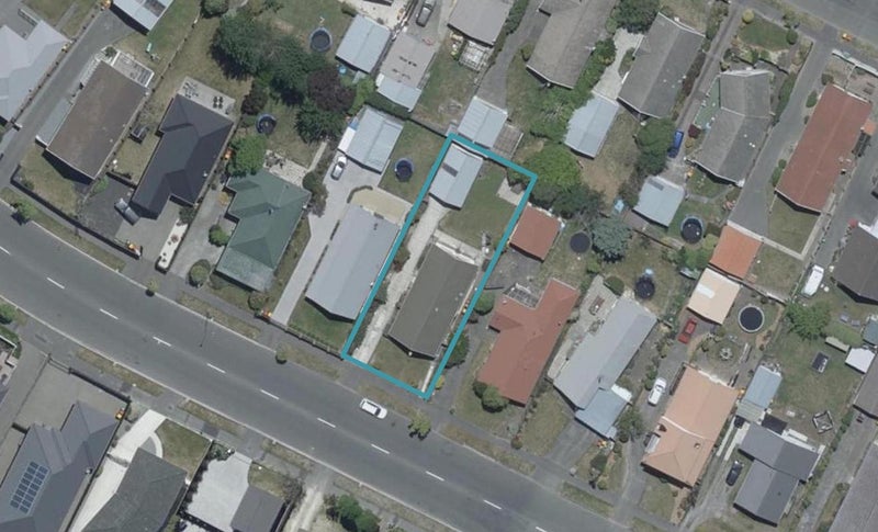 150 Queenspark Drive, Parklands, Christchurch - Carousel 1