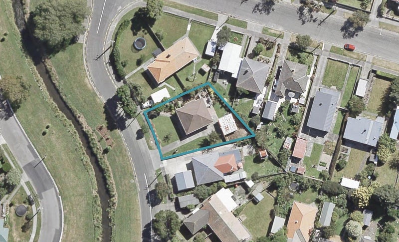 3 Hayward Terrace, Waiwhetu, Lower Hutt - Carousel 1