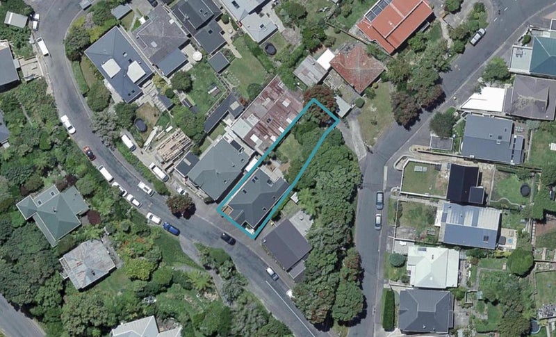 21 West Road, Northland, Wellington - Carousel 1
