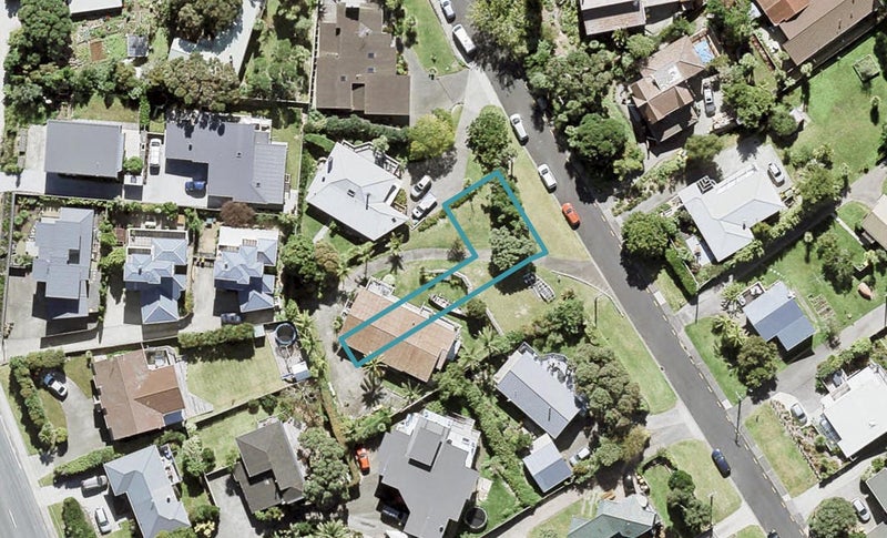 8/26 Long Bay Drive, Torbay, Auckland - Carousel 1