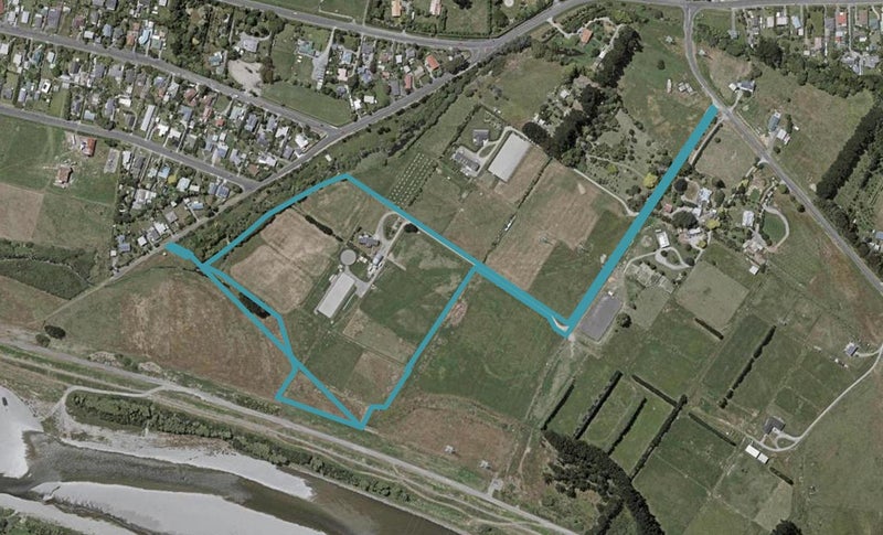 118 Riverbank Road Extension, Ōtaki - Carousel 1