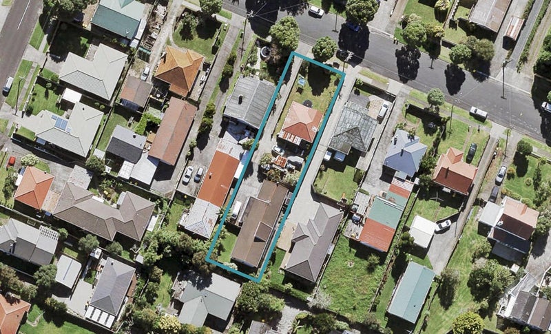 1/19 Islington Avenue, New Lynn, Auckland - Carousel 1