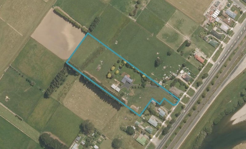 243 Main Street, Mataura, Mataura - Carousel 1