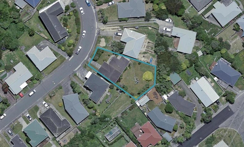 21 Bancroft Terrace, Newlands, Wellington - Carousel 1