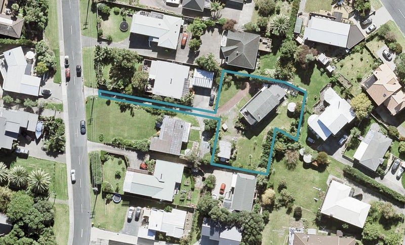 31A Tindalls Bay Road, Tindalls Beach, Whangaparaoa - Carousel 1