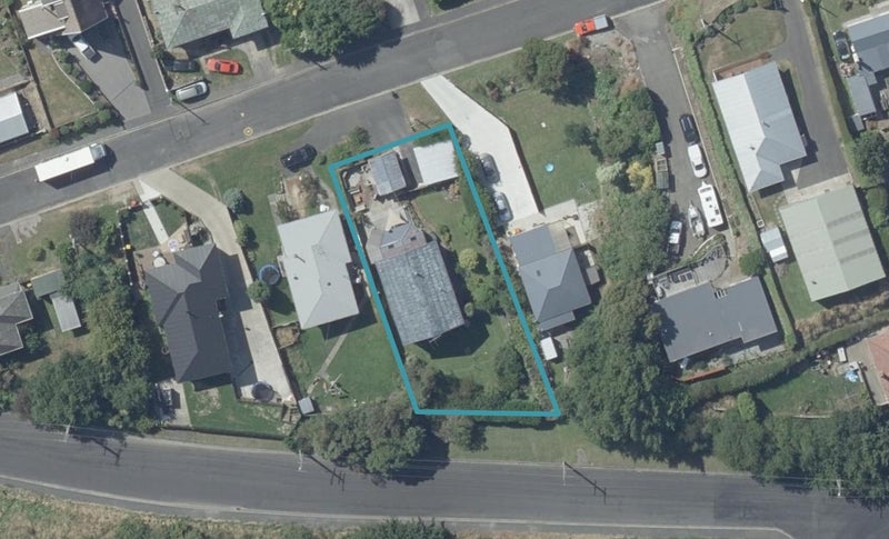 19 Binnie Street, Abbotsford, Dunedin - Carousel 1
