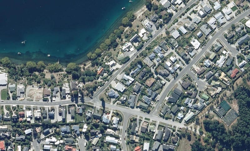 654 Peninsula Road, Kelvin Heights, Queenstown - Carousel 1