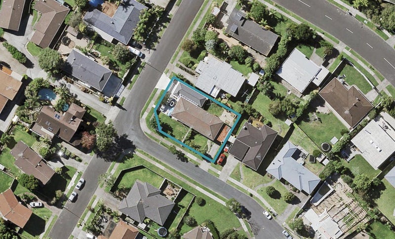 2/6 Olena Avenue, Sunnyhills, Auckland - Carousel 1