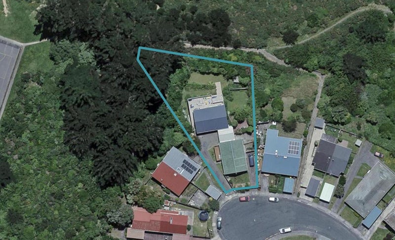 16A Kingsbridge Place, Newlands, Wellington - Carousel 1
