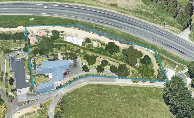 8 Riverbasin Lane, Pyes Pa, Tauranga - Carousel 1