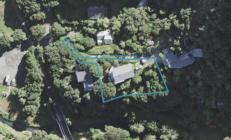 3 Karekare Road, New Lynn - Carousel 1