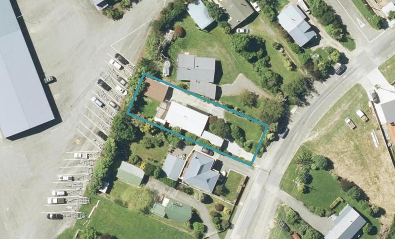 38 Beach Road, Waikawa, Picton - Carousel 1