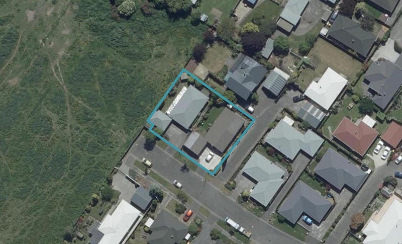21A Honeysuckle Place, Northcote, Christchurch - Carousel 1