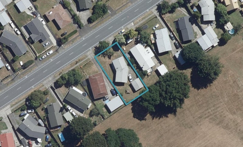 107 Collins Road, Melville, Hamilton - Carousel 1