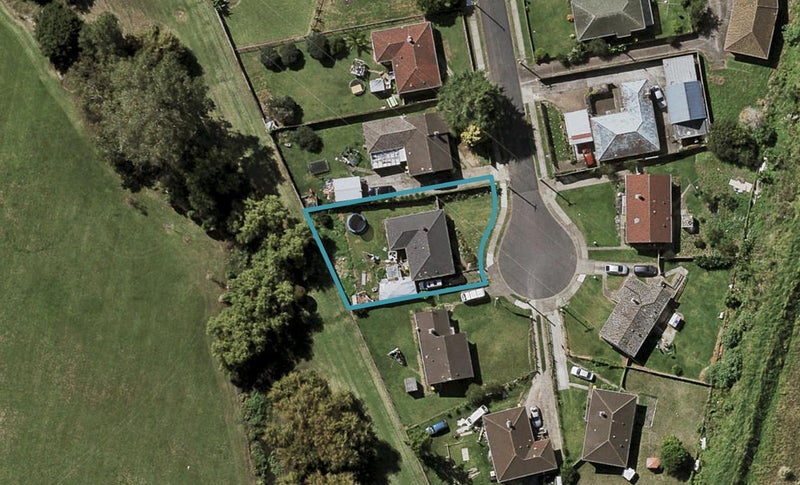 7 Patea Place, Otara, Auckland - Carousel 1