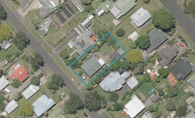 17 Young Street, Whanganui East, Whanganui - Carousel 1