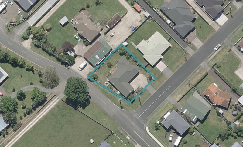 13 Chester Road, Springvale, Whanganui - Carousel 1