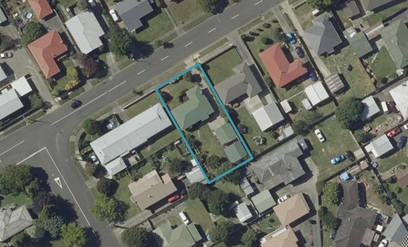 10 Pembroke Street, Highbury, Palmerston North - Carousel 1
